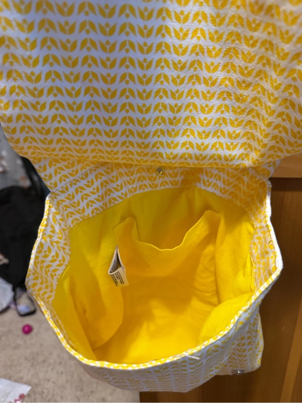 Cheerful Yellow Lion Tote for Kids with Pink Handles